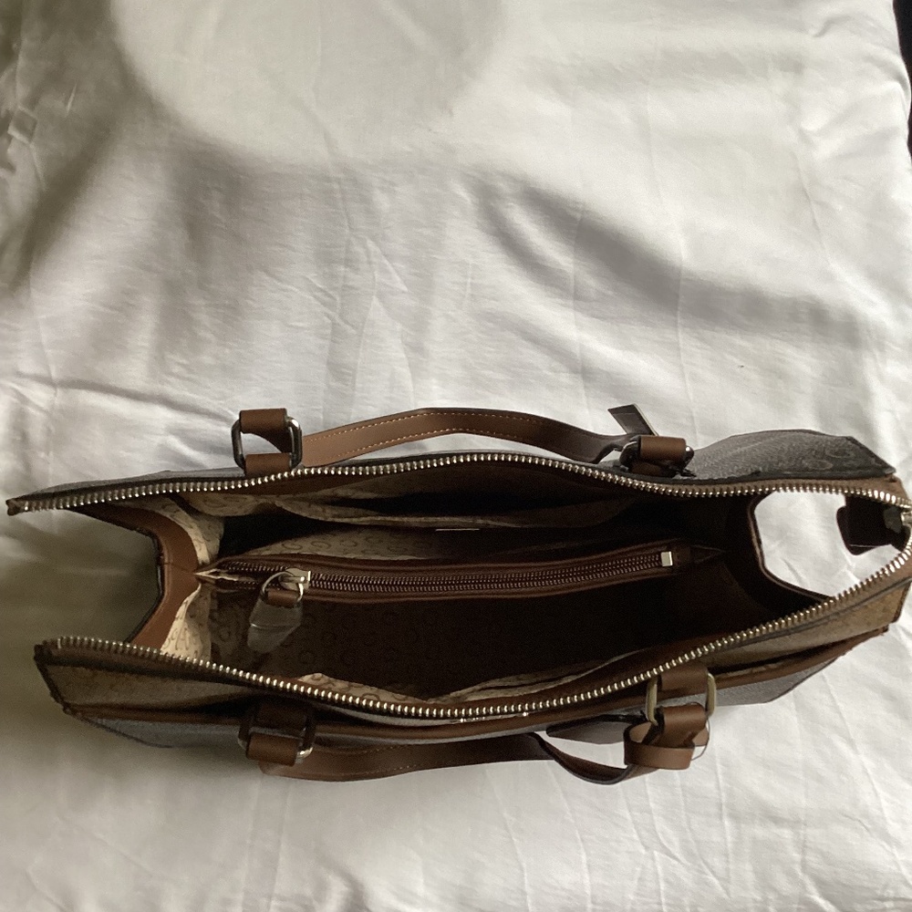 Guess bag